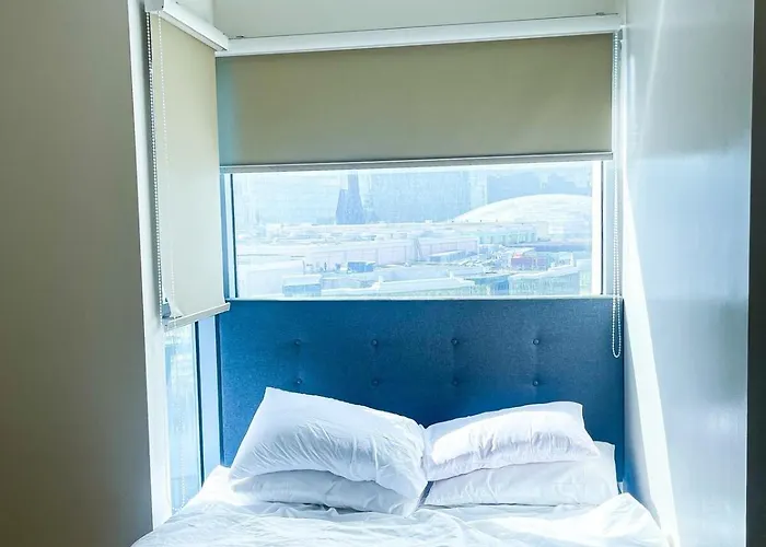 Luxury 2br Corner Near Solaire & Okada Ii Sunset アパート マニラ市