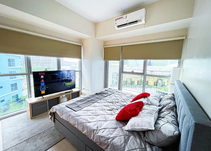 Luxury 2br Corner Near Solaire & Okada Ii Sunset * マニラ市